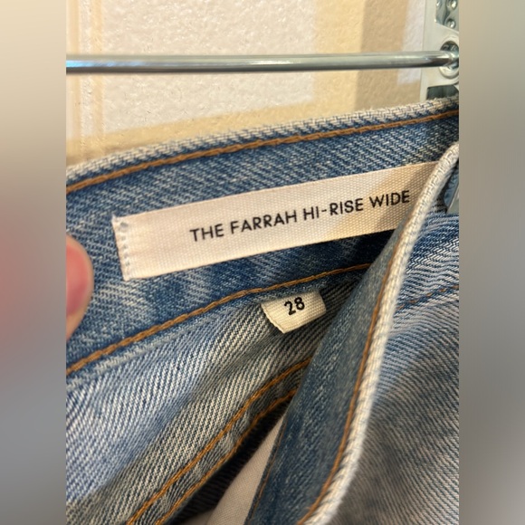 The Farrah Hi-Rise Wide Leg Jean โ Size 28 - Picture 4 of 9
